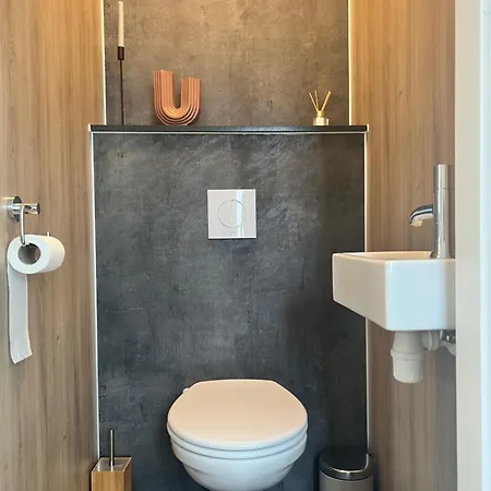 Zeegeluk Vlakbij De Kust Sint Maartensvlotbrug