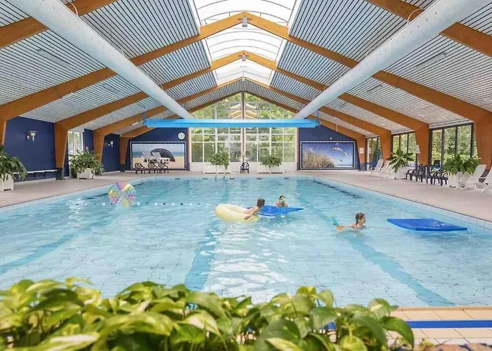 Zeegeluk Vlakbij De Kust Alpesi faház