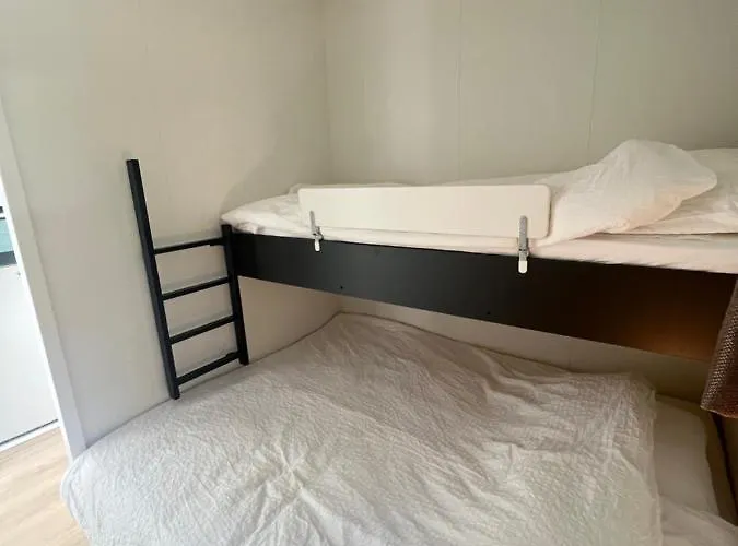 Zeegeluk Vlakbij De Kust * Sint Maartensvlotbrug