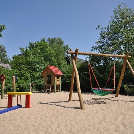 Alpstuga Zeegeluk Vlakbij De Kust